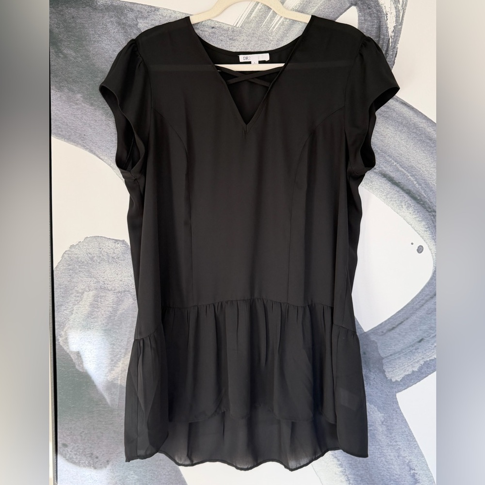 DR2 from Nordstrom black peplum tunic blouse women’s size Large.  $68 value